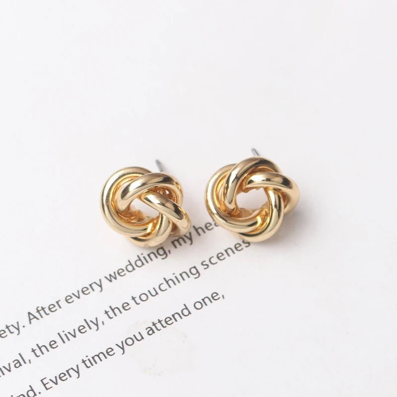 925 Sterling Silver Stud Earrings - Twist Knot Design
