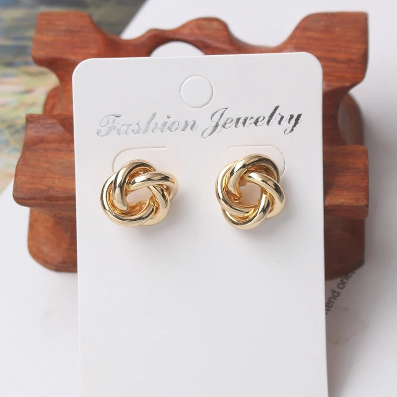 925 Sterling Silver Stud Earrings - Twist Knot Design