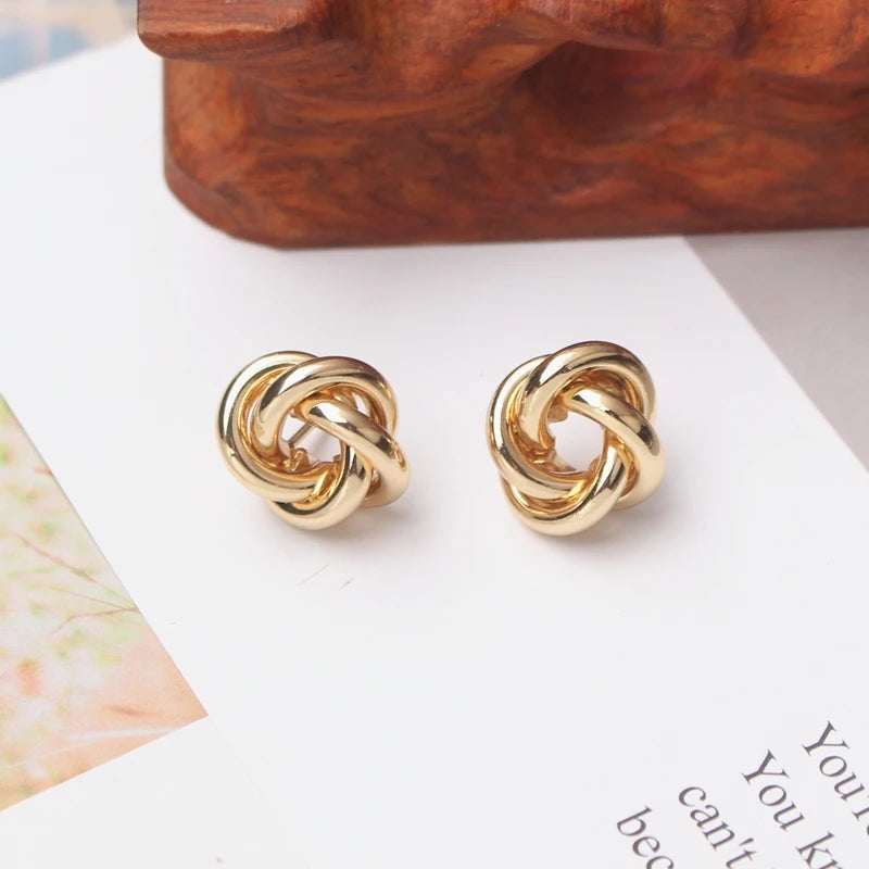 925 Sterling Silver Stud Earrings - Twist Knot Design
