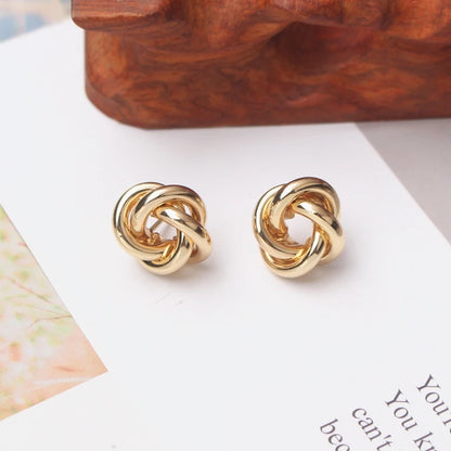 925 Sterling Silver Stud Earrings - Twist Knot Design
