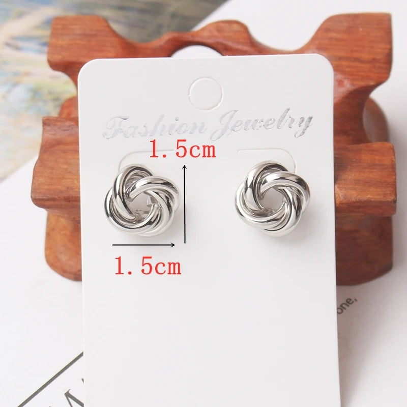 925 Sterling Silver Stud Earrings - Twist Knot Design