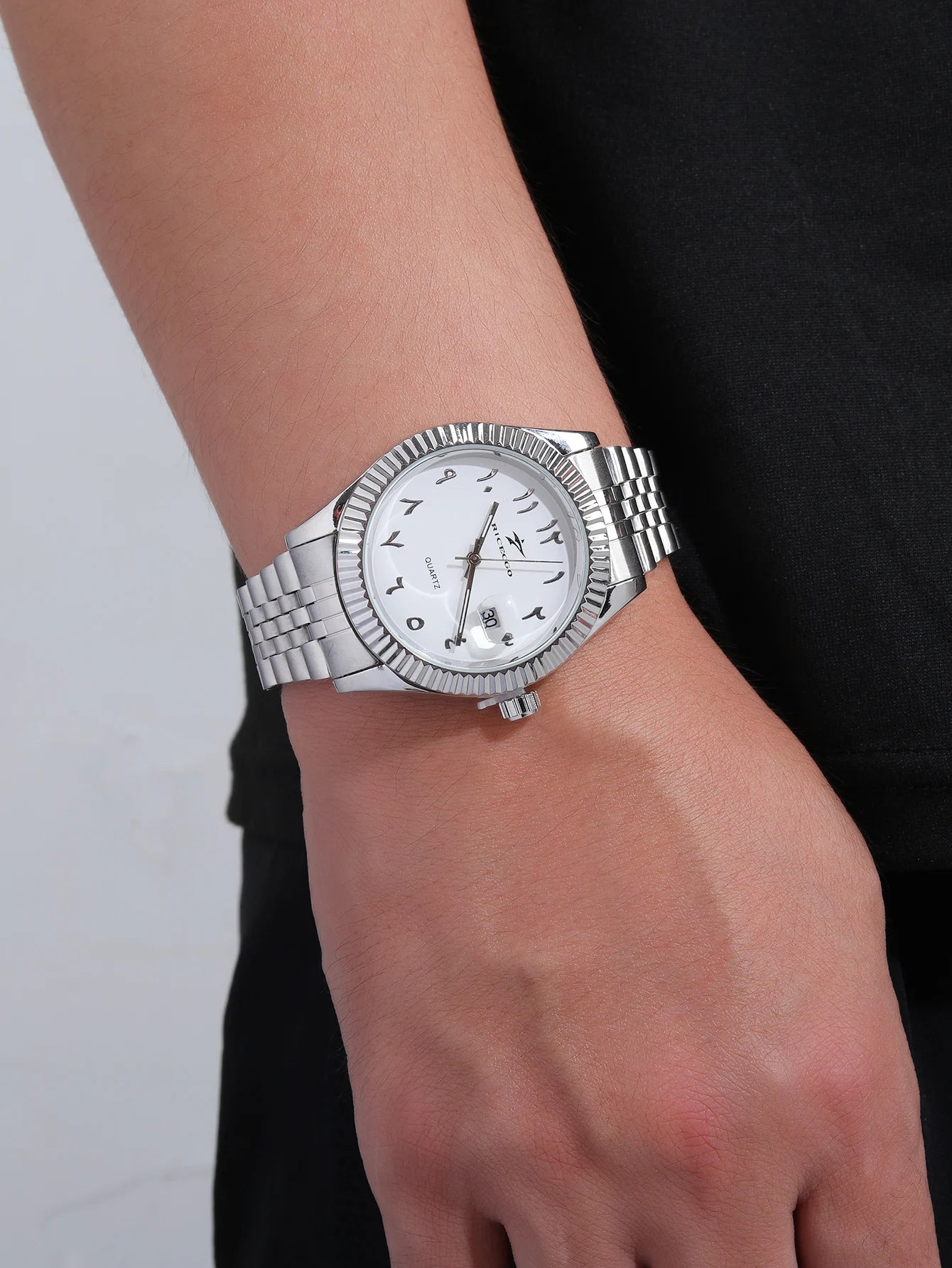 Men's Stainless Steel Watch - Luxury Quartz