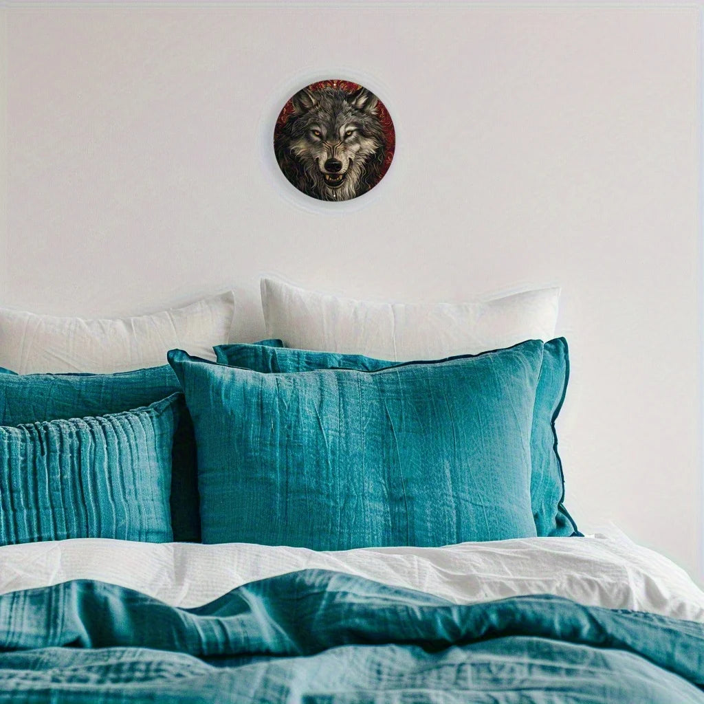 Glowing Eye Wolf Metal Wall Art - Round Iron Sign Decor