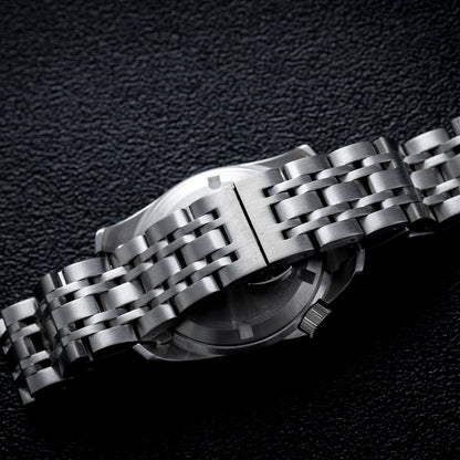 AIMIMO DESIGN Men’s Sapphire Crystal Quartz Watch, 5 Bar Water Resistant