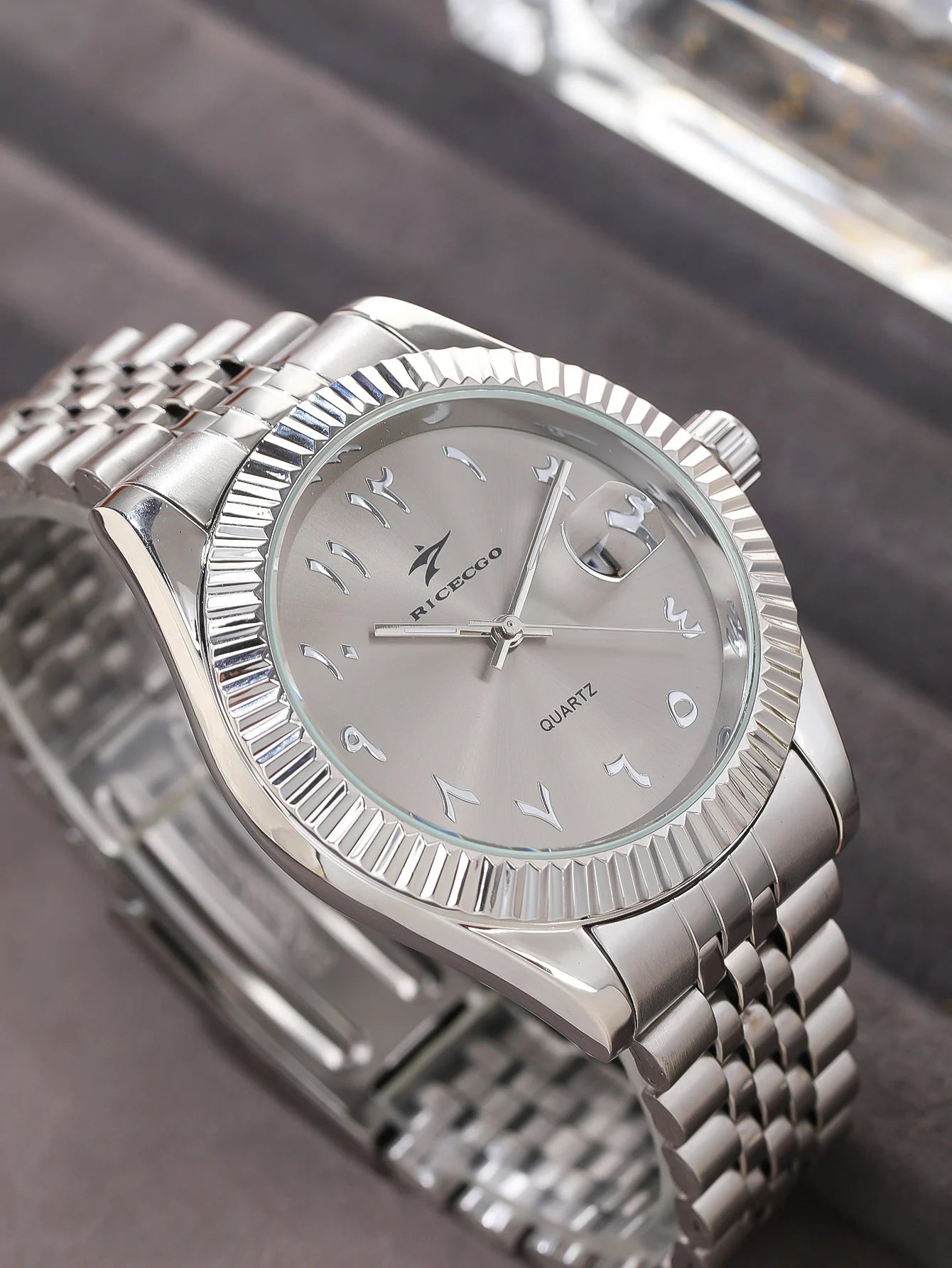 Men's Stainless Steel Watch - Luxury Quartz