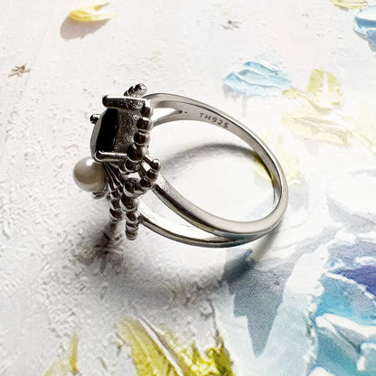Spider Romance Ring