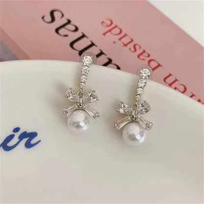 Bow Pearl Zircon Earrings