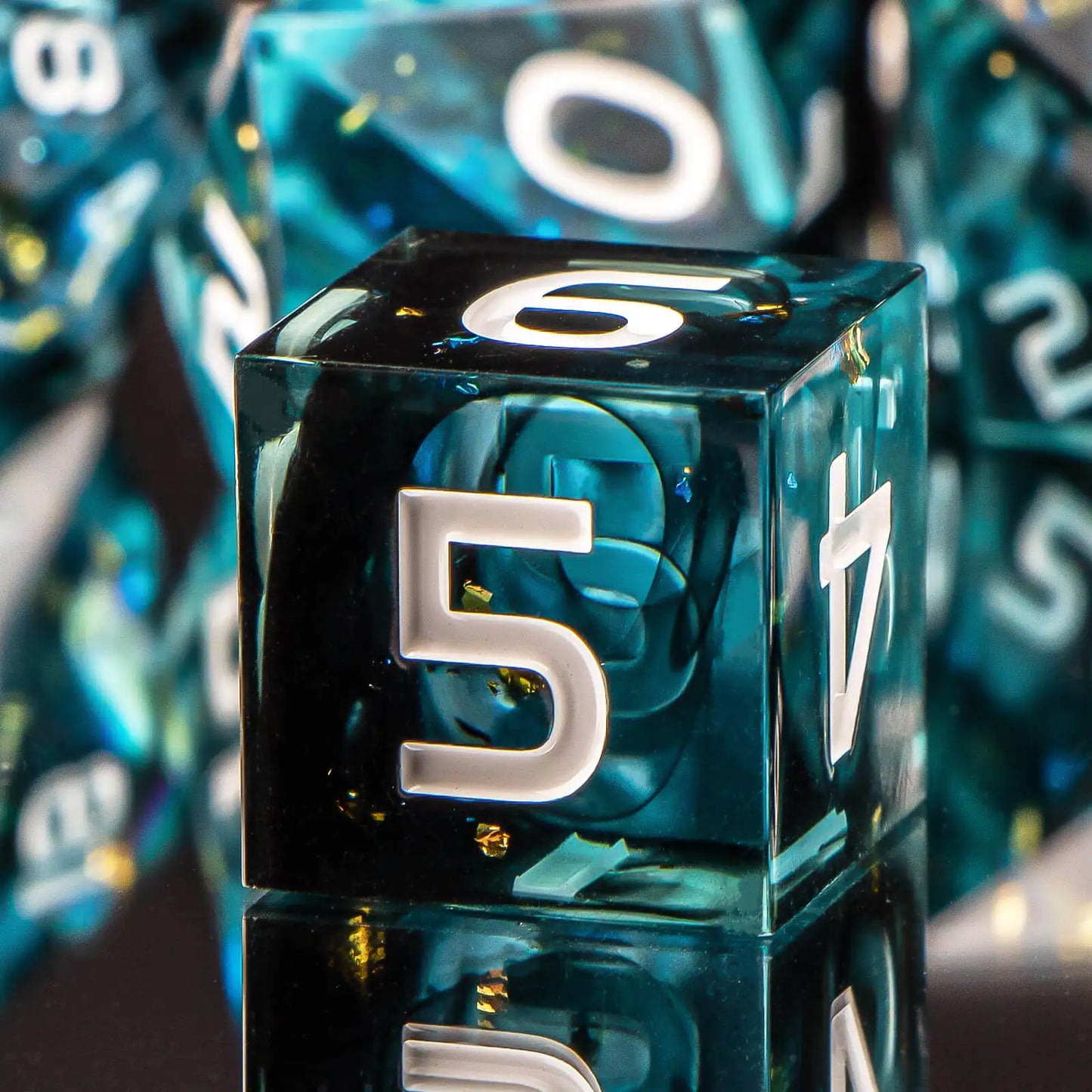 7-Piece Handmade Resin DnD Dice Set - Sharp Edge RPG Dice