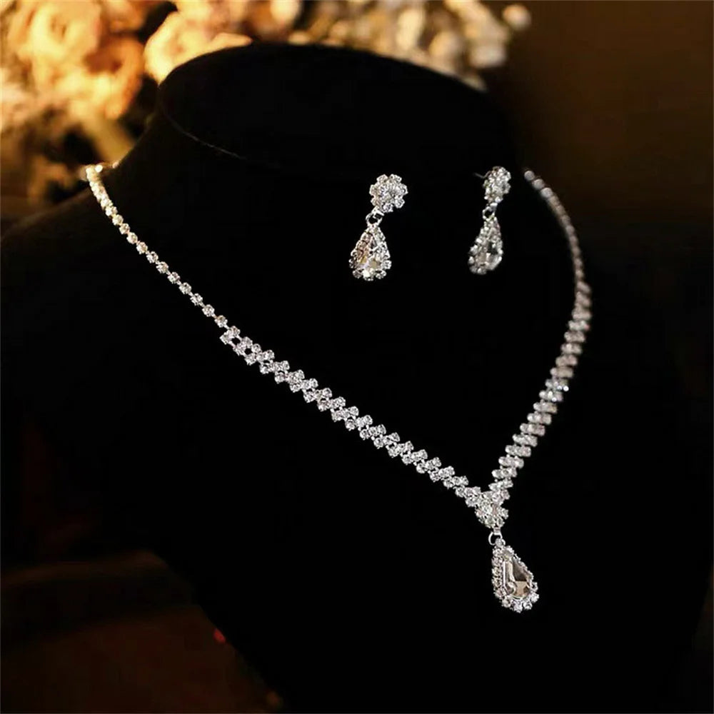 V-Shaped Rhinestone Necklace & Earrings Set - Luxury Jewelry