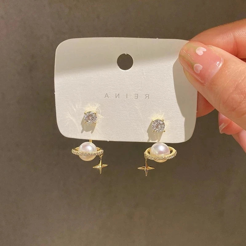 14K Gold Stud Earrings - Zircon and Pearl Twist Design