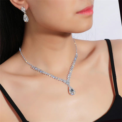 V-Shaped Rhinestone Necklace & Earrings Set - Luxury Jewelry