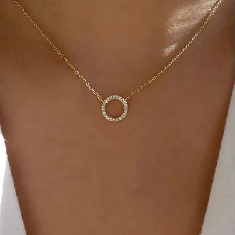 Crystal Circle Pendant Necklace - Gold Elegant Design