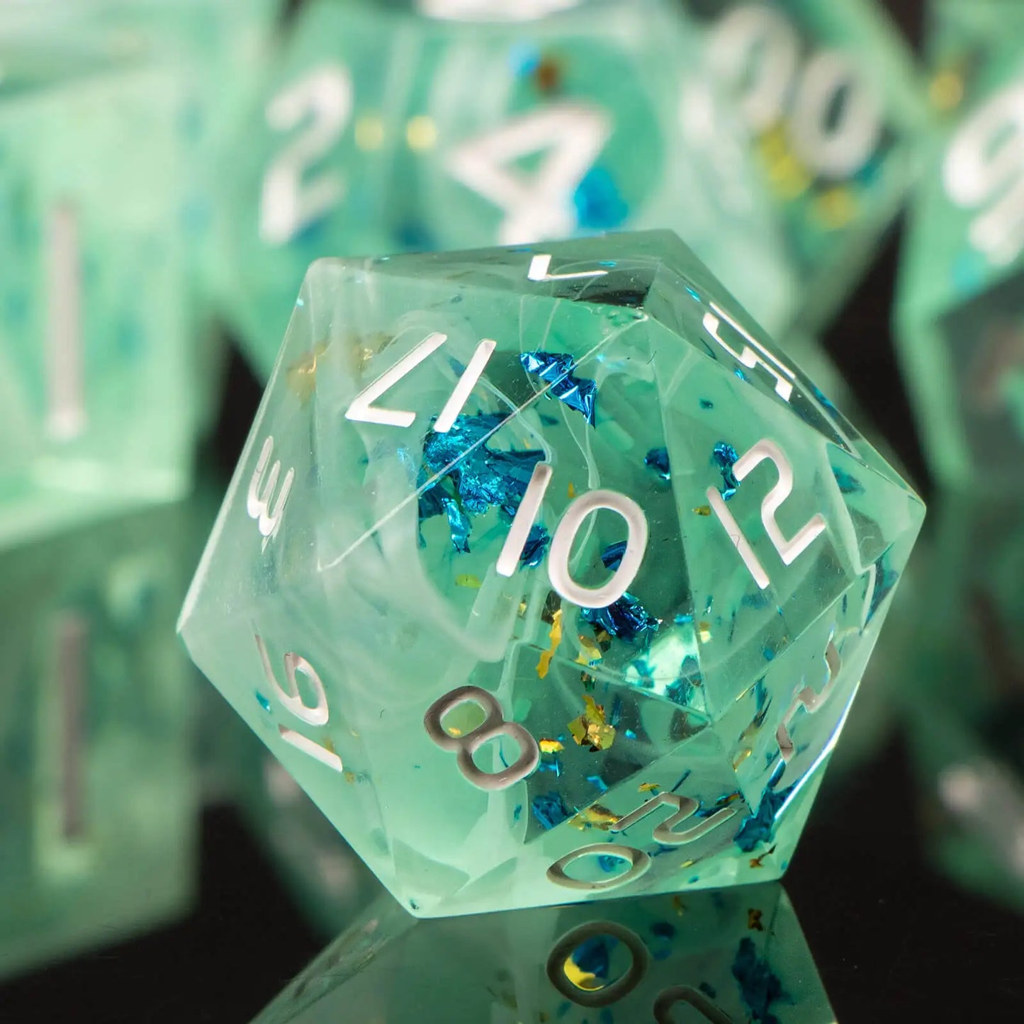 7-Piece Handmade Resin DnD Dice Set - Sharp Edge RPG Dice