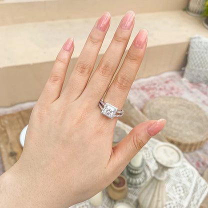 Moissanite Engagement Ring - 925 Sterling Silver