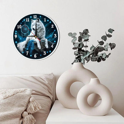 Wolf Dreamcatcher Wooden Wall Clock – Silent Quartz
