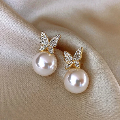 14K Gold Stud Earrings - Zircon and Pearl Twist Design