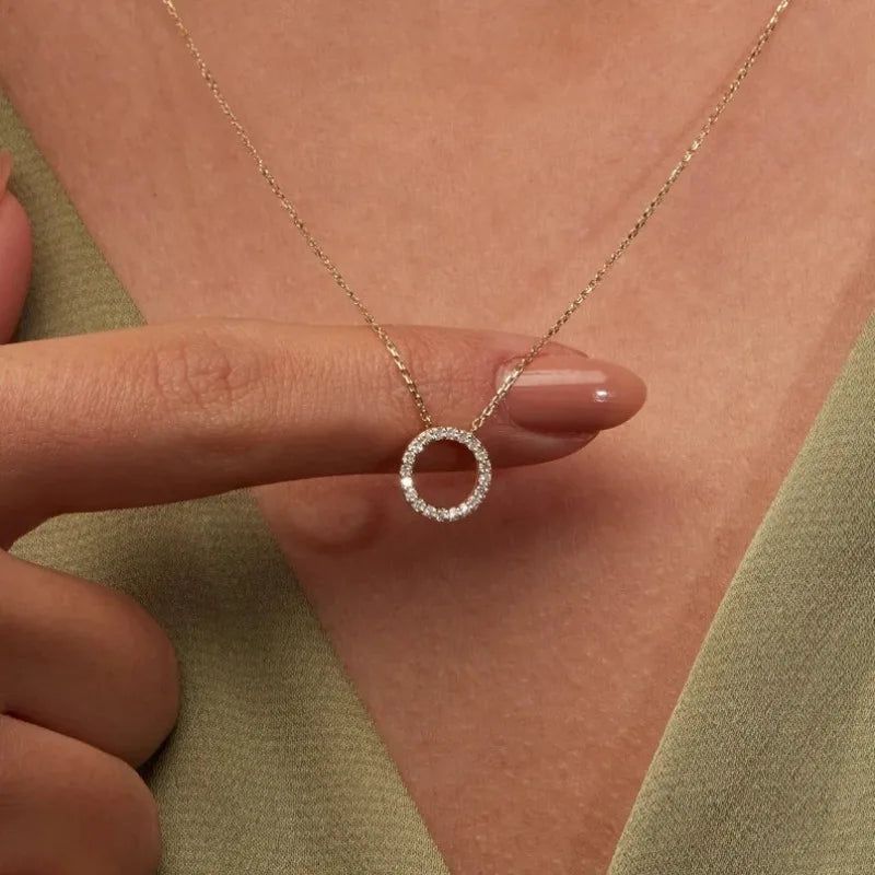 Crystal Circle Pendant Necklace - Gold Elegant Design