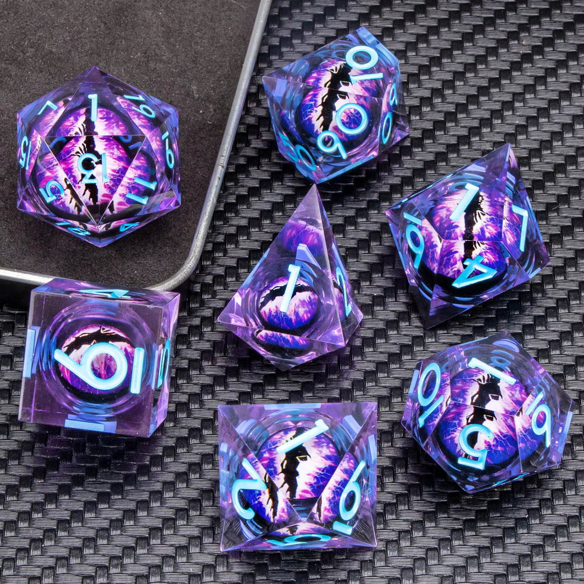 Sharp-Edge Resin Liquid-Core Dice Set for D&D and RPG Games
