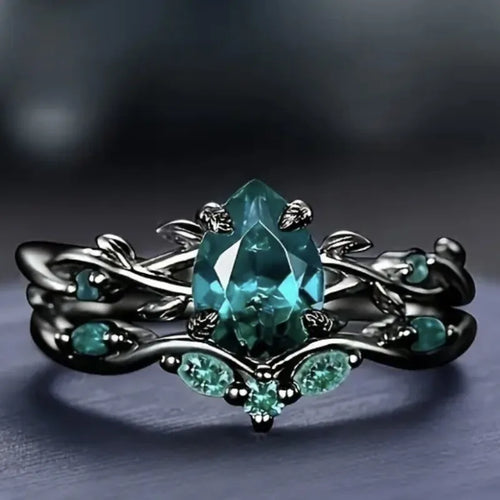 Black & Green Stone Ring Set - Flower Design Wedding Rings