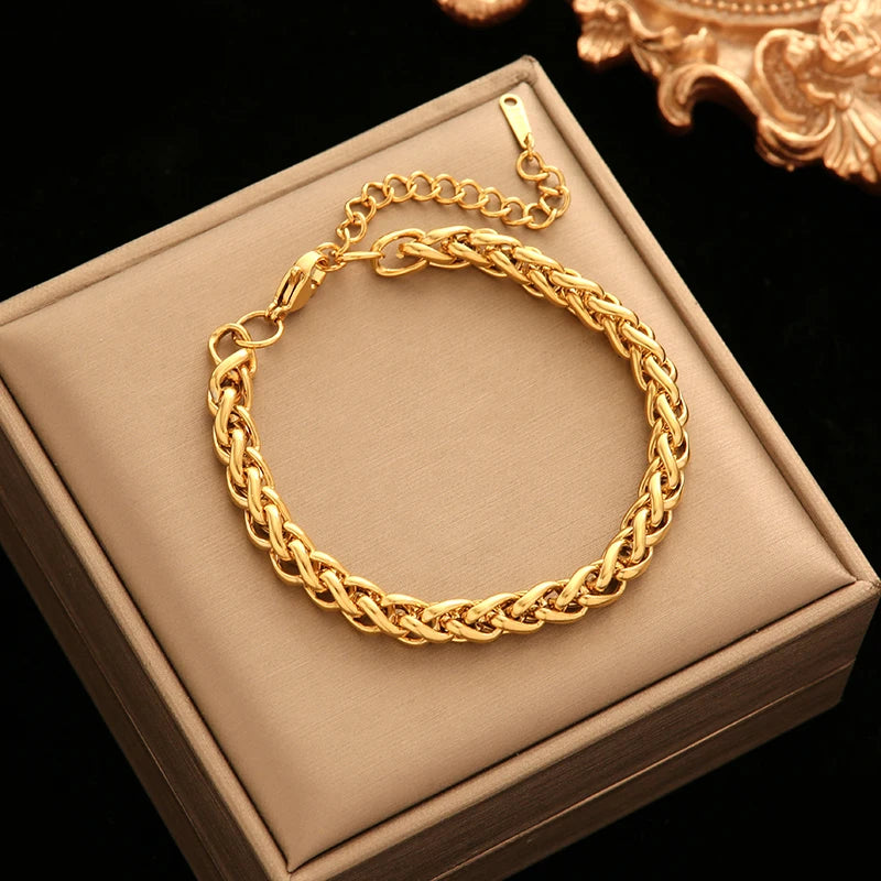 18K Gold Plated Twisted Bracelet - Stainless Steel Bangle