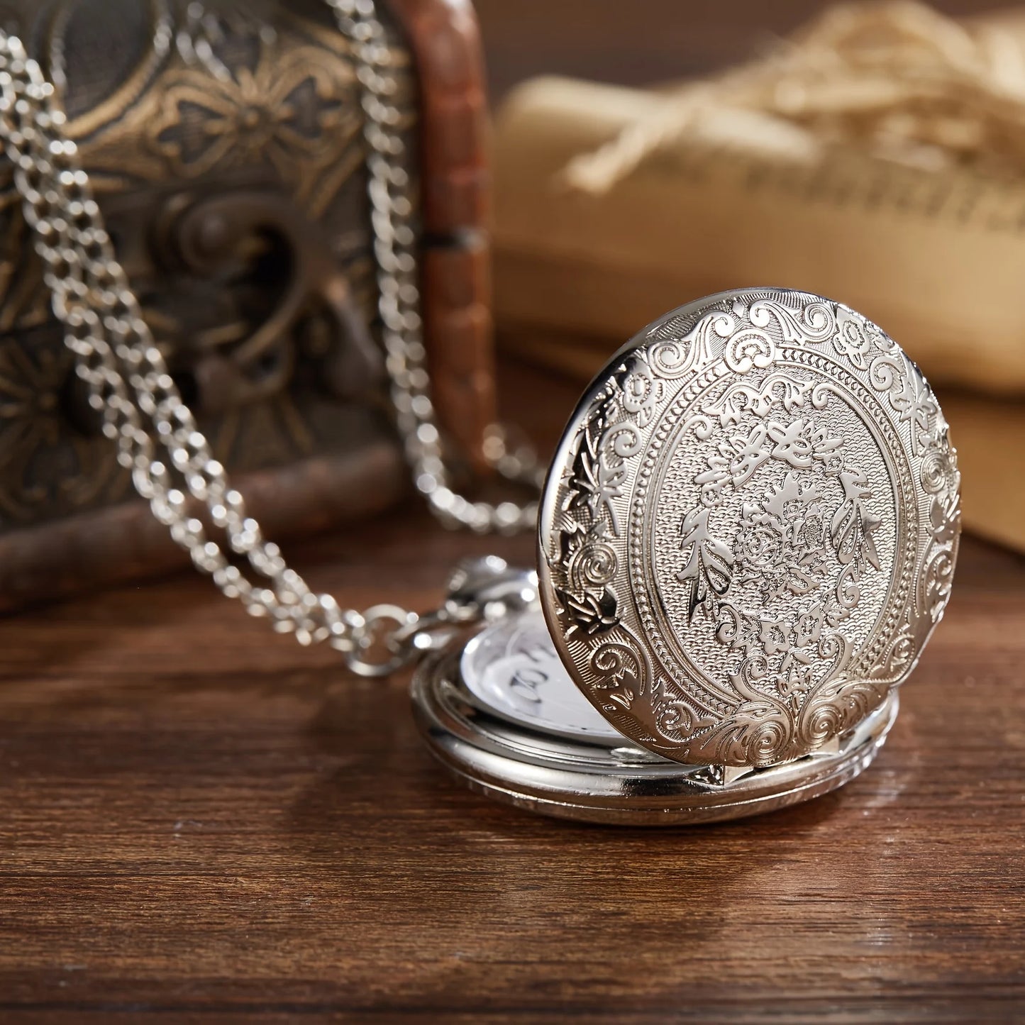 Retro Carved Pocket Watch - Flip Cover Necklace Gift