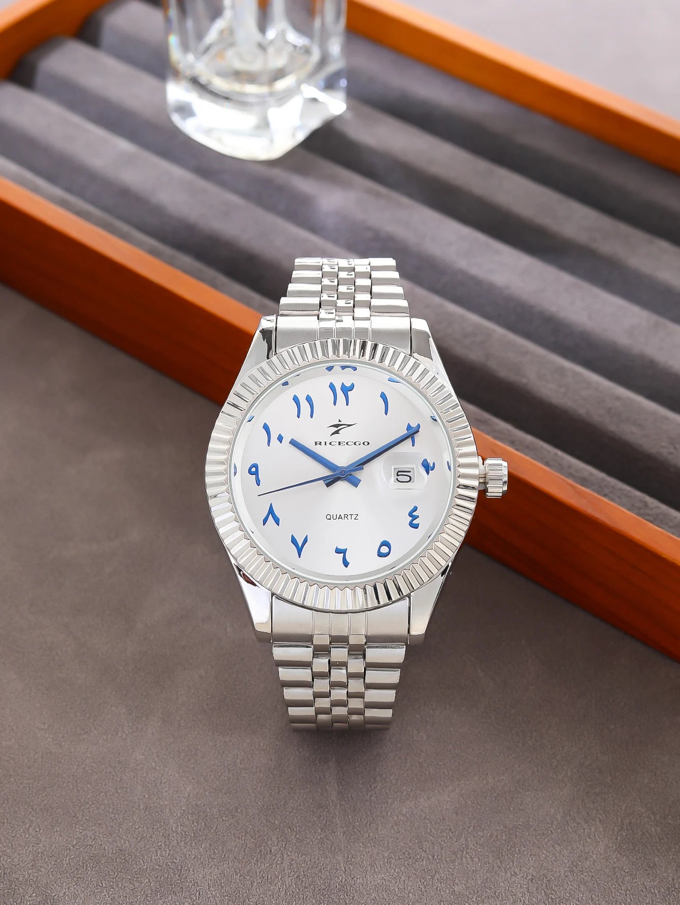 Men's Stainless Steel Watch - Luxury Quartz