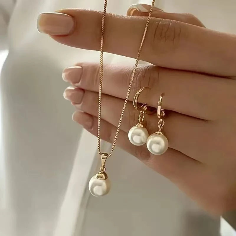 Pearl Jewelry Set - Necklace & Earrings